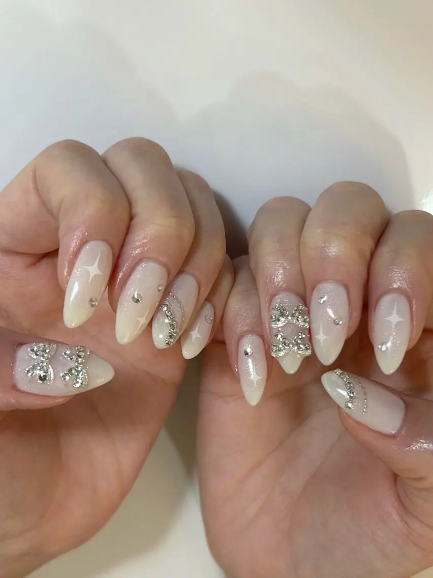 ネイル ハンドネイル ViViA momokaのネイルデザイン