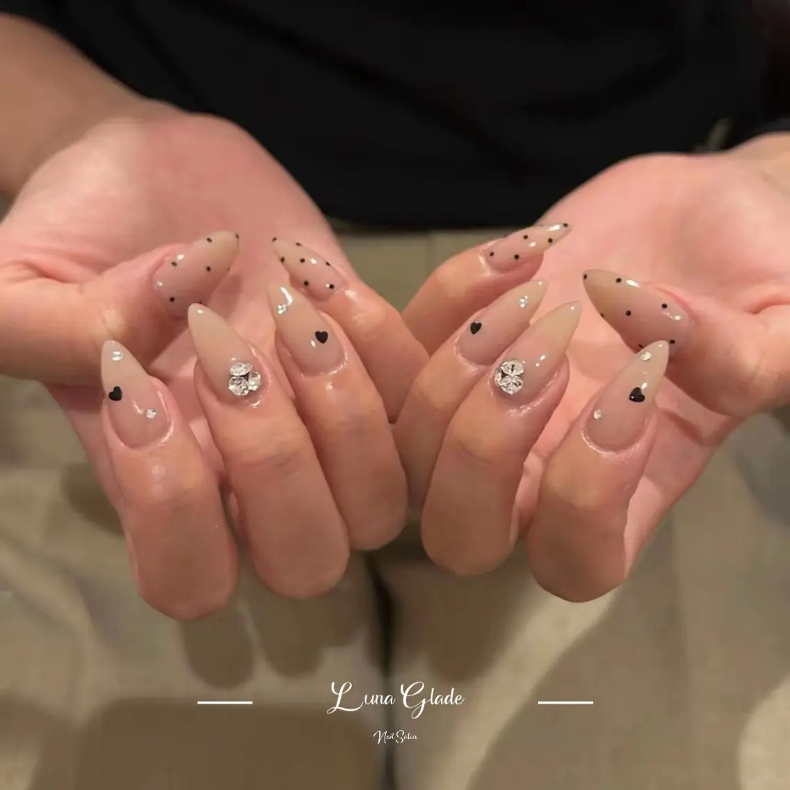 ネイル ハンドネイル Luna Gladeのネイルデザイン