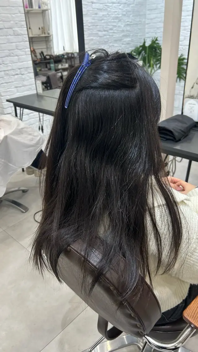 ロング カラー カット 縮毛矯正 小澤 一稀のヘアスタイル