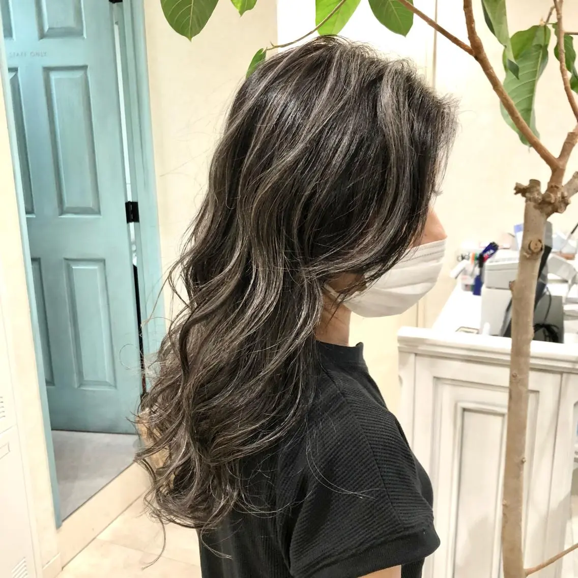 ロング カラー 海外風レイヤーカット 👑店長 平松 由のヘアスタイル