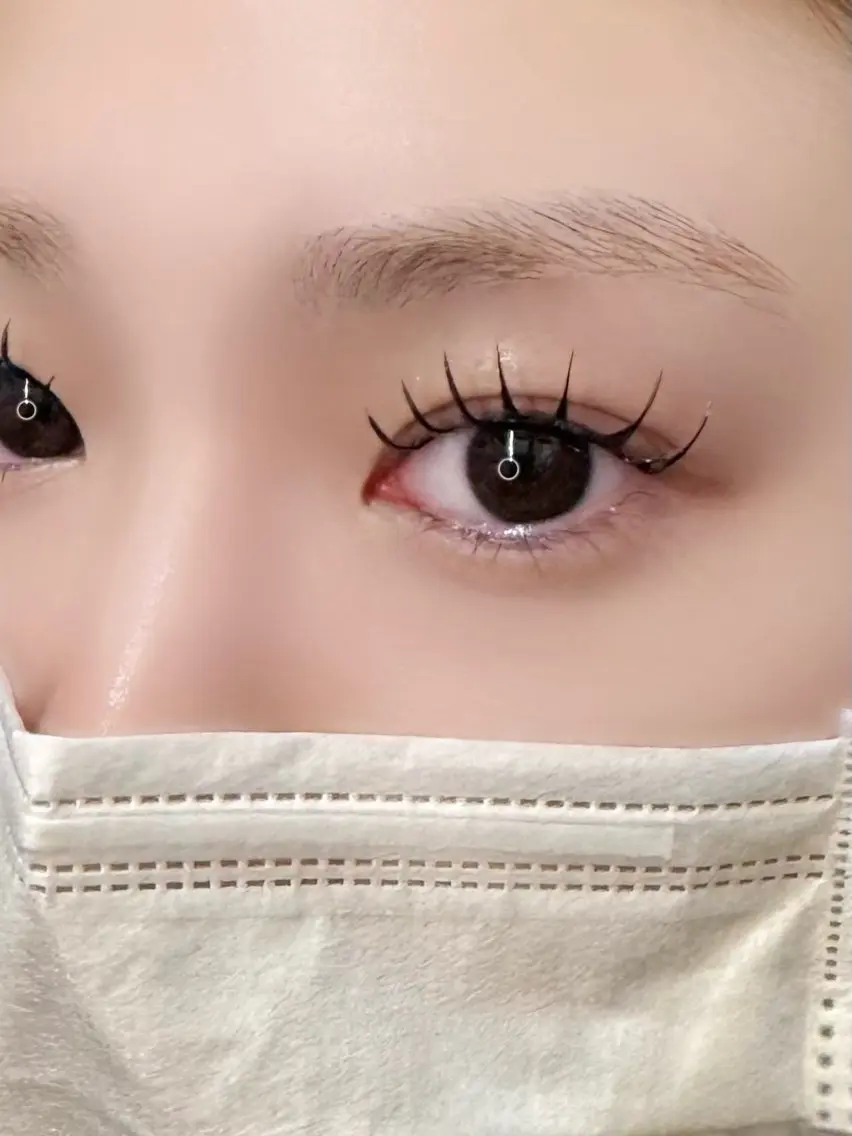 マツエク・マツパ マツエク ⋆𐙚YUINA🩶 ぎゅんっと、目元盛れのマツエク・マツパデザイン