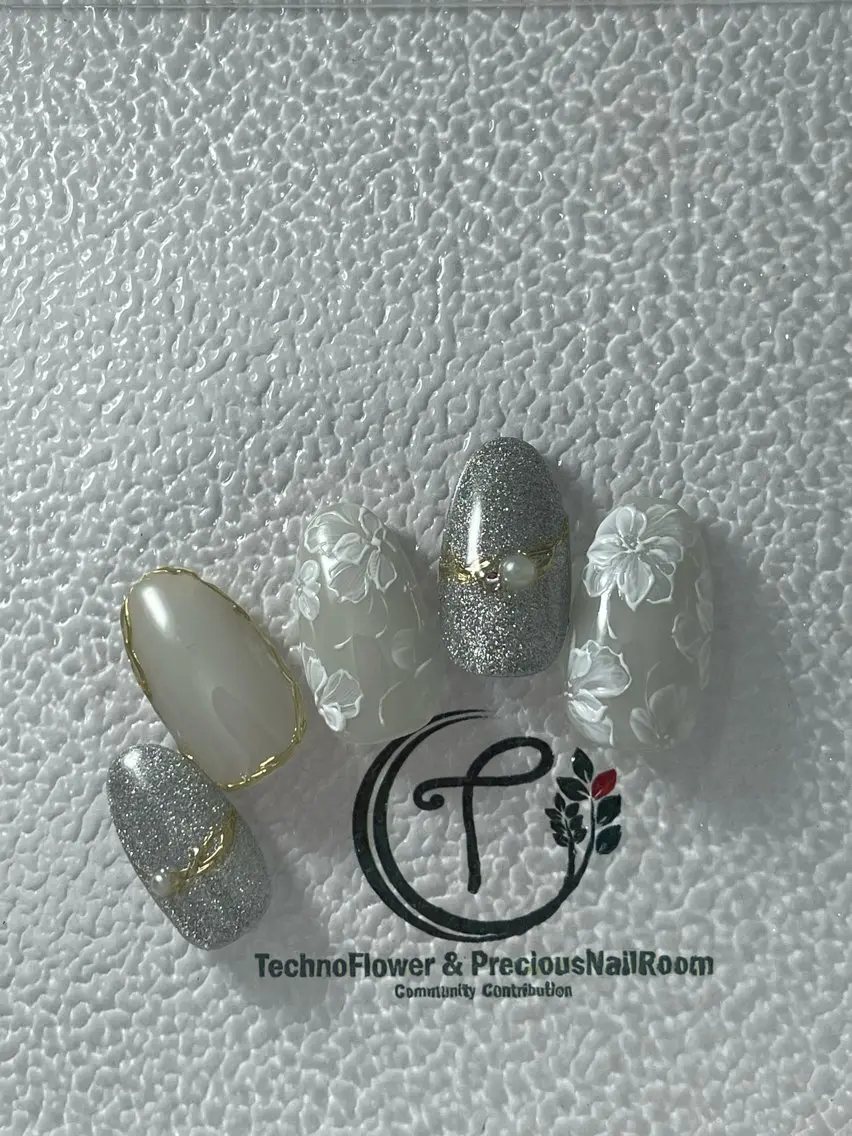 ネイル precious nail roomのネイルデザイン