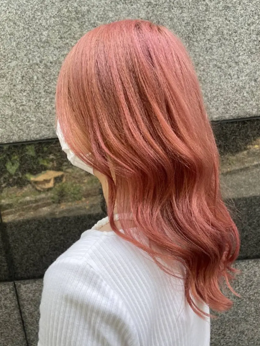 セミロング 前田 かおりのヘアスタイル
