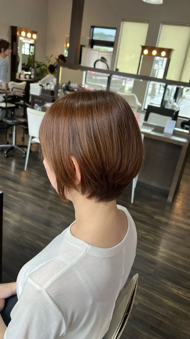 ショート 小林 那奈のヘアスタイル