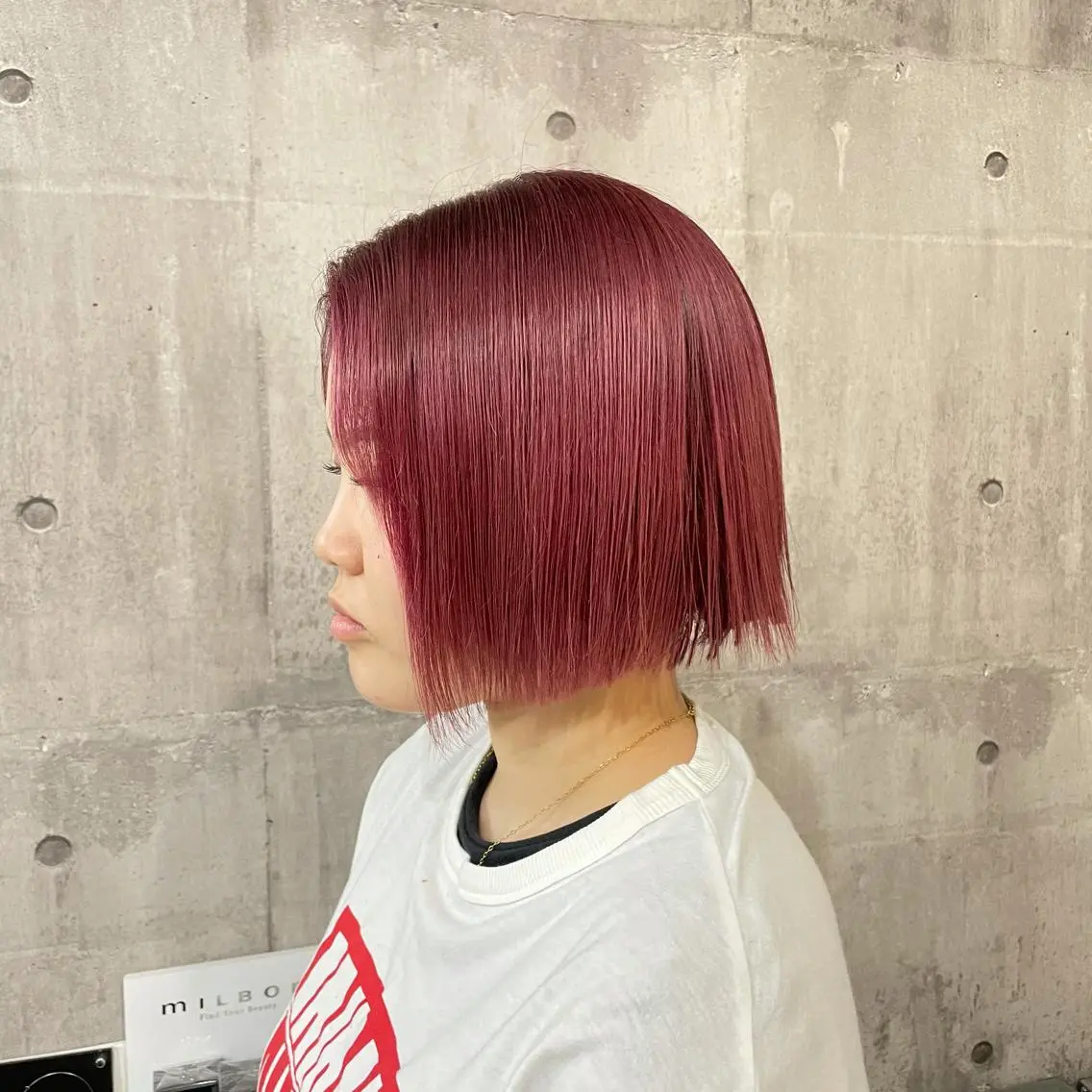 ミディアム カラー パーマ ヘアアレンジ メンズ キッズ ネイル マツエク・マツパ メンズブリーチ メンズハイライト メンズインナーカラー メンズ韓国風 ブリーチ ヘアカラー トリートメント ヘアセット 切りっぱなしヘアボブ ミディアムヘアRYOのヘアスタイル