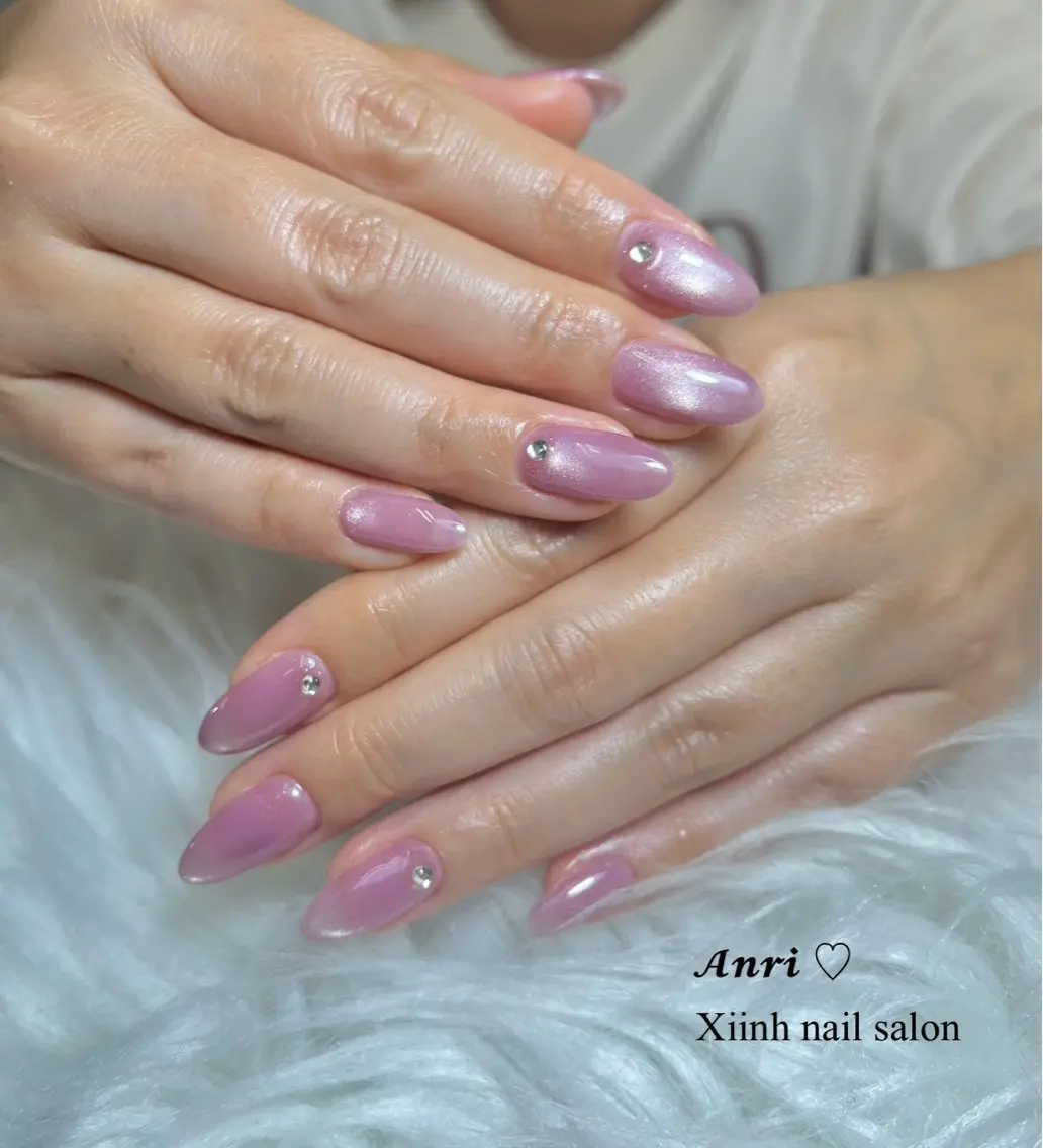 ネイル チークネイル 長さ出し フットネイル ジェルネイル 卒業式 𝓐𝓷𝓻𝓲 XiinhNailのネイルデザイン