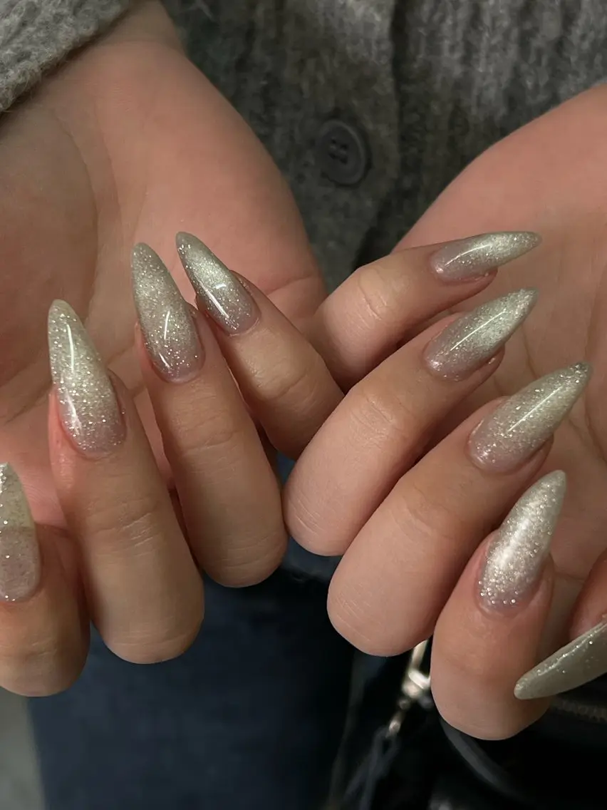 ネイル ハンドネイル Hata nail 🎀個性派ニュアンスのネイルデザイン