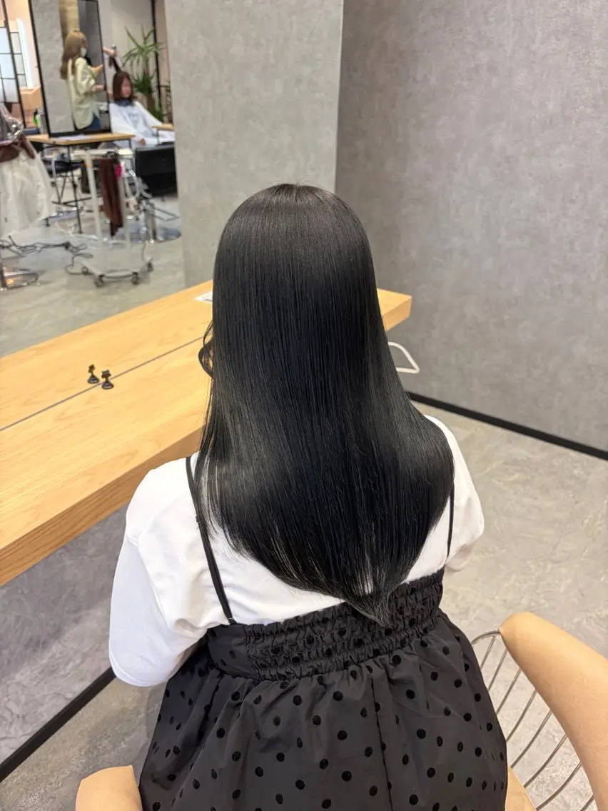 ロング カラー ケアカラー 髪質改善 韓国風暖色/暗髪 カラー🎀うみのヘアスタイル