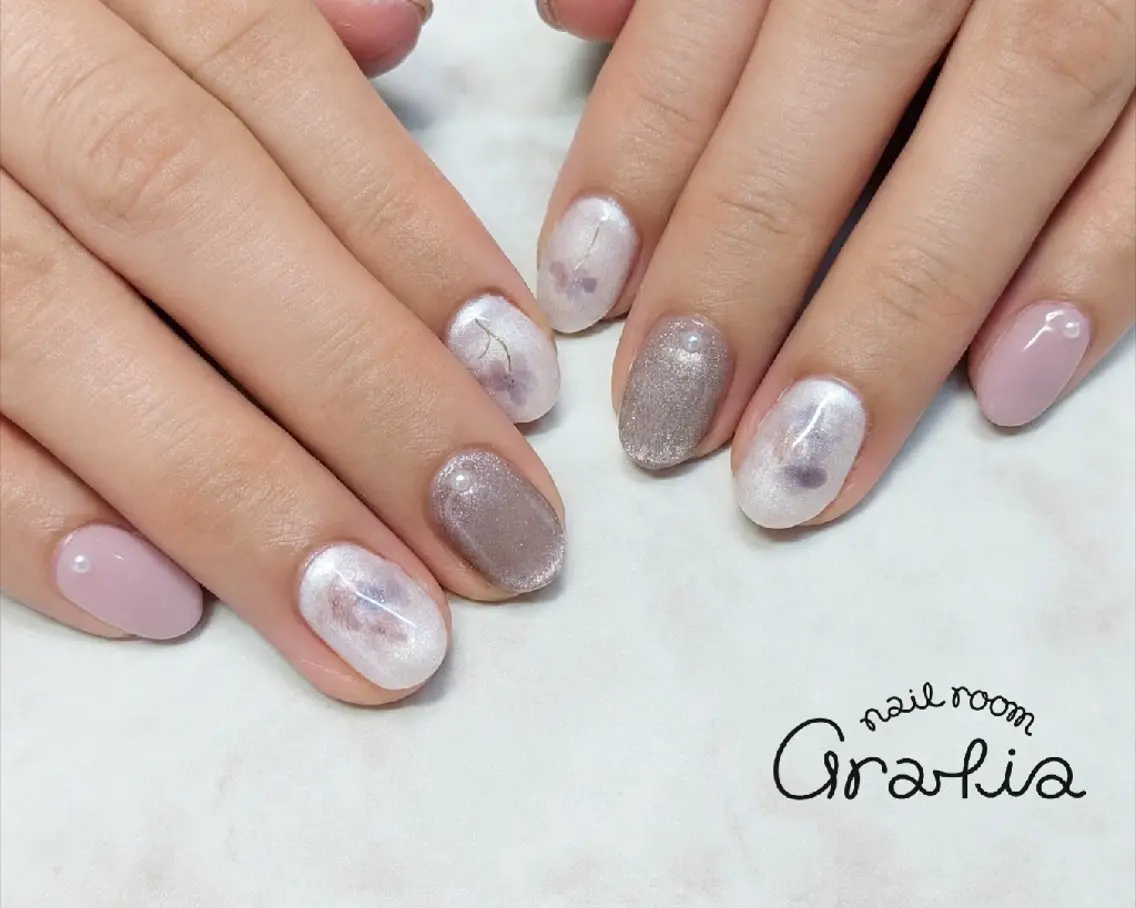 ネイル ハンドネイル nail room gratia のネイルデザイン