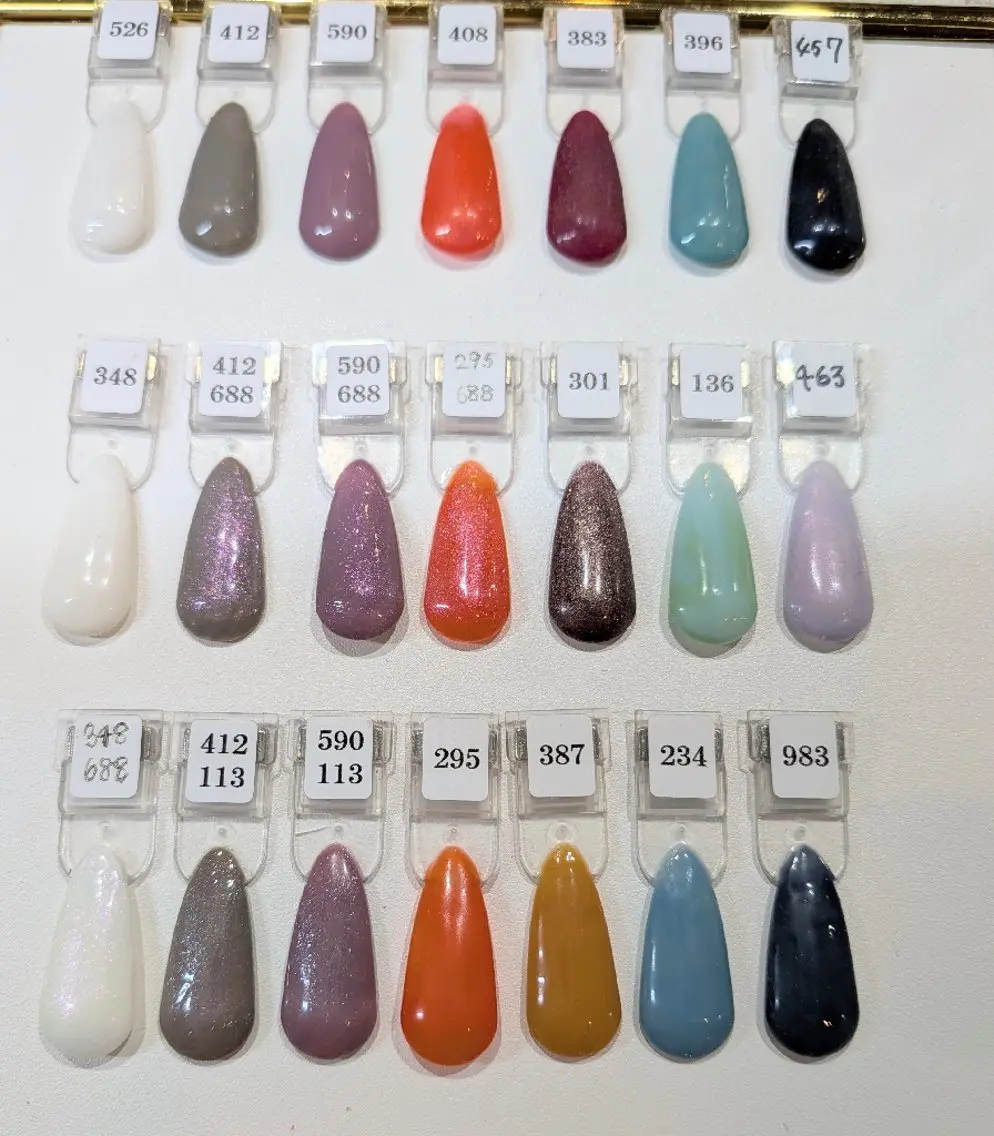 シェラック(ジェルポリッシュ)ワンカラー💎オフあり3回まで価格の写真