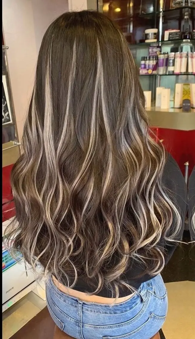 ロング エクステ ハイライト ヘアカラー 横浜カットパーマ 特殊/ 平林侑馬のヘアスタイル