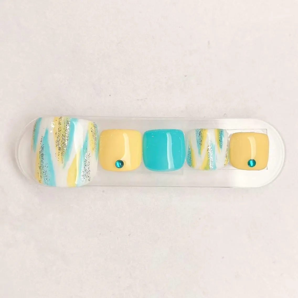 ネイル TiaryNail ERIKAのネイルデザイン