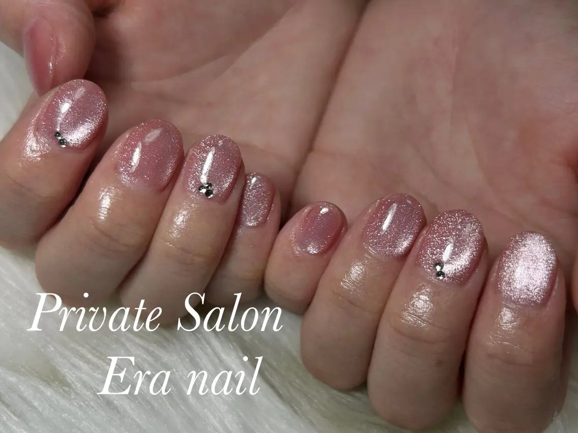 ネイル マグネットネイル マグネットワンカラー ワンカラーネイル ハンドネイル Era nailのネイルデザイン