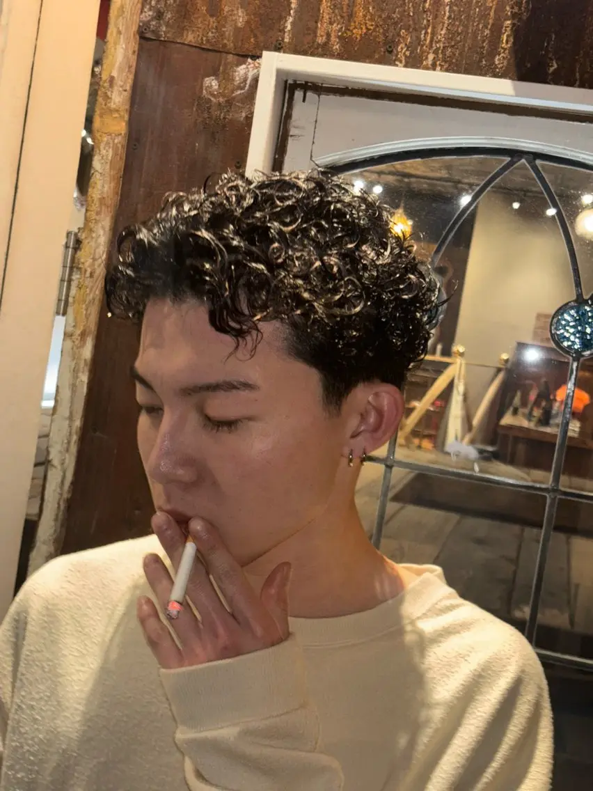 パーマ メンズ 佐伯 桃香のヘアスタイル
