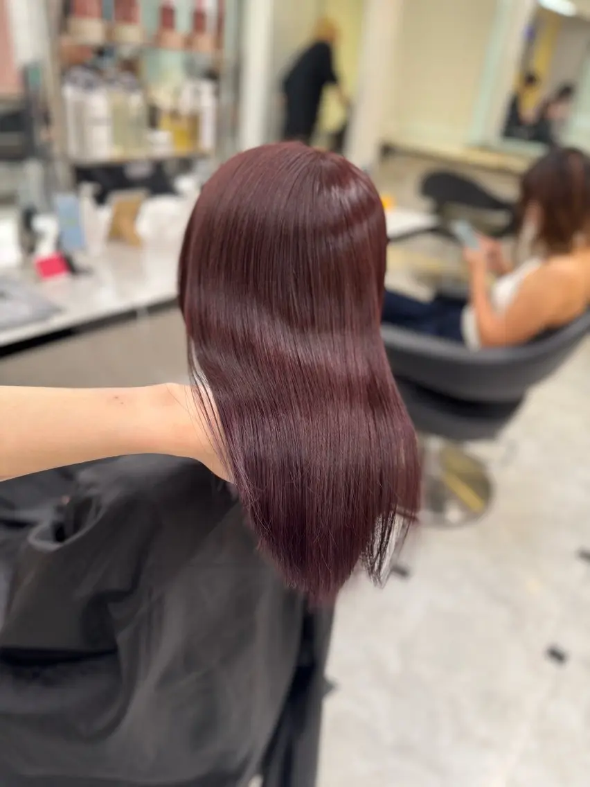 セミロング ヘアカラー トリートメント ♥️韓国風透明感 暖色misa♥️のヘアスタイル