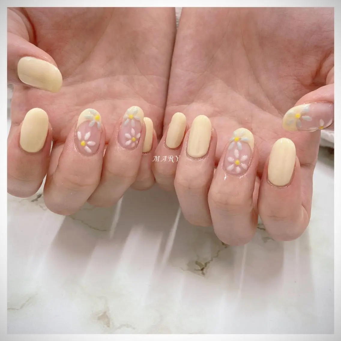 ネイル フラワーネイル フレンチネイル ニュアンスネイル ワンカラーネイル 春ネイル ハンドネイル Mary nail .narumiのネイルデザイン