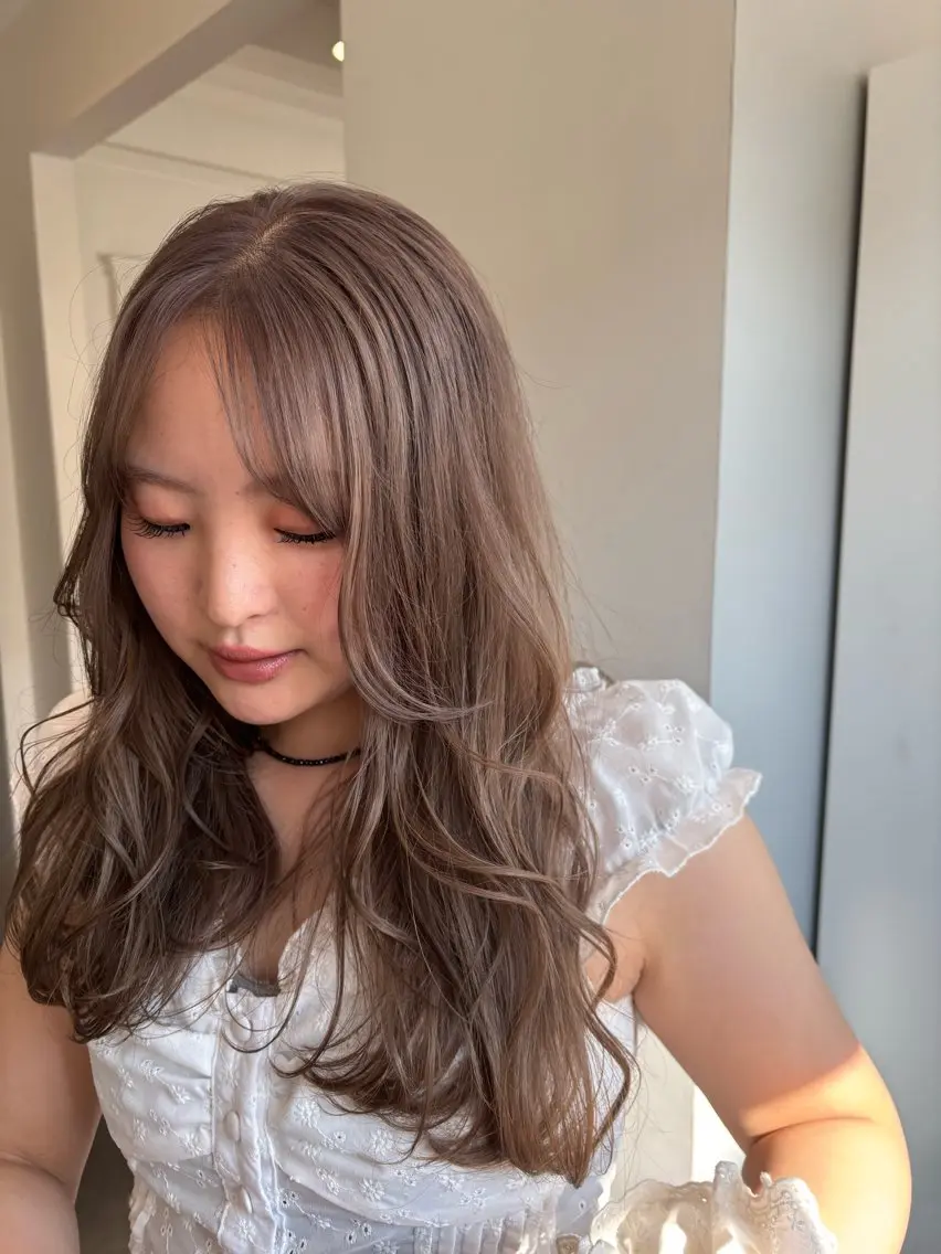 【ミニモ限定🫧】ハイトーンダブルカラー+3ステップトリートメント付きの写真