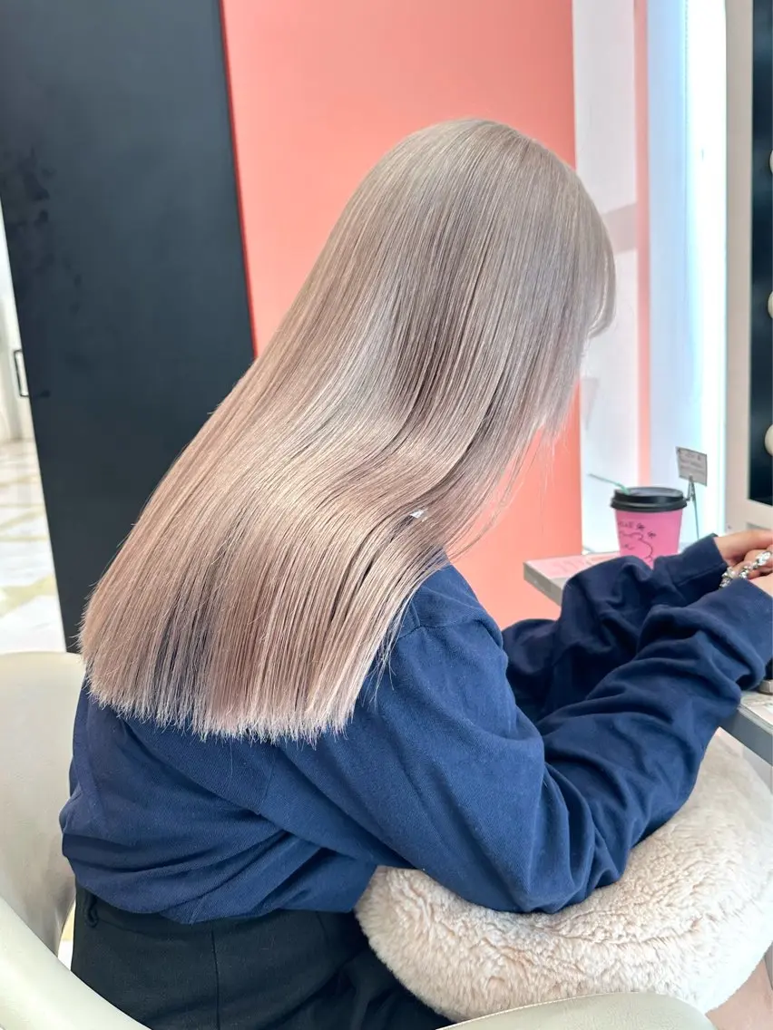 ロング ヘアカラー Lee四ツ橋、梅田 Sakuraのヘアスタイル