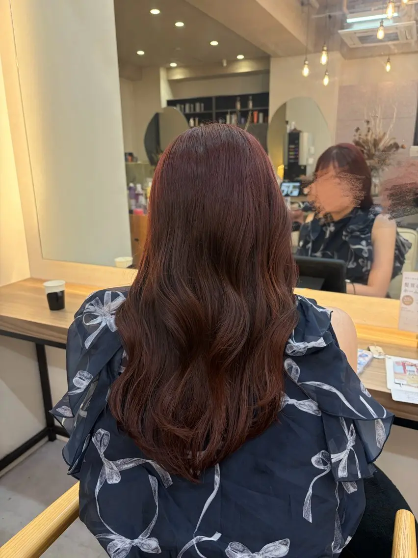セミロング カラー 艶カラー🫧 yumiのヘアスタイル