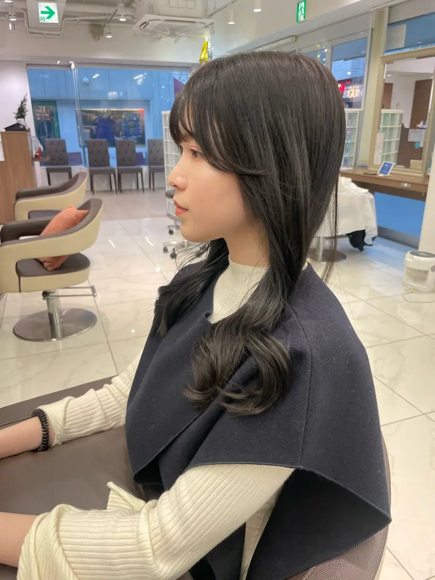 セミロング カラー アッシュ アッシュグレー 店長福島成美/髪質 改善縮毛矯正/カラーのヘアスタイル
