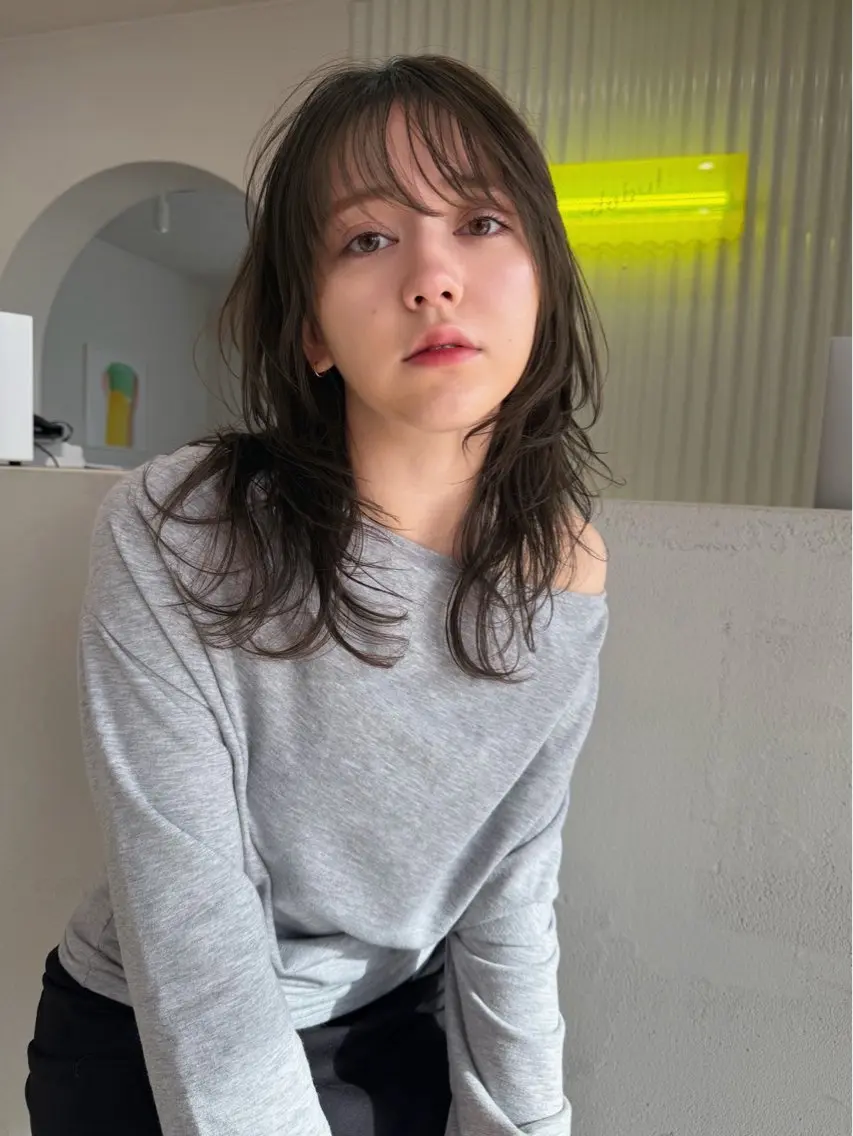 カラー ベージュカラー オリーブベージュ ヘアカラー トリートメント 古堅 一正のヘアスタイル