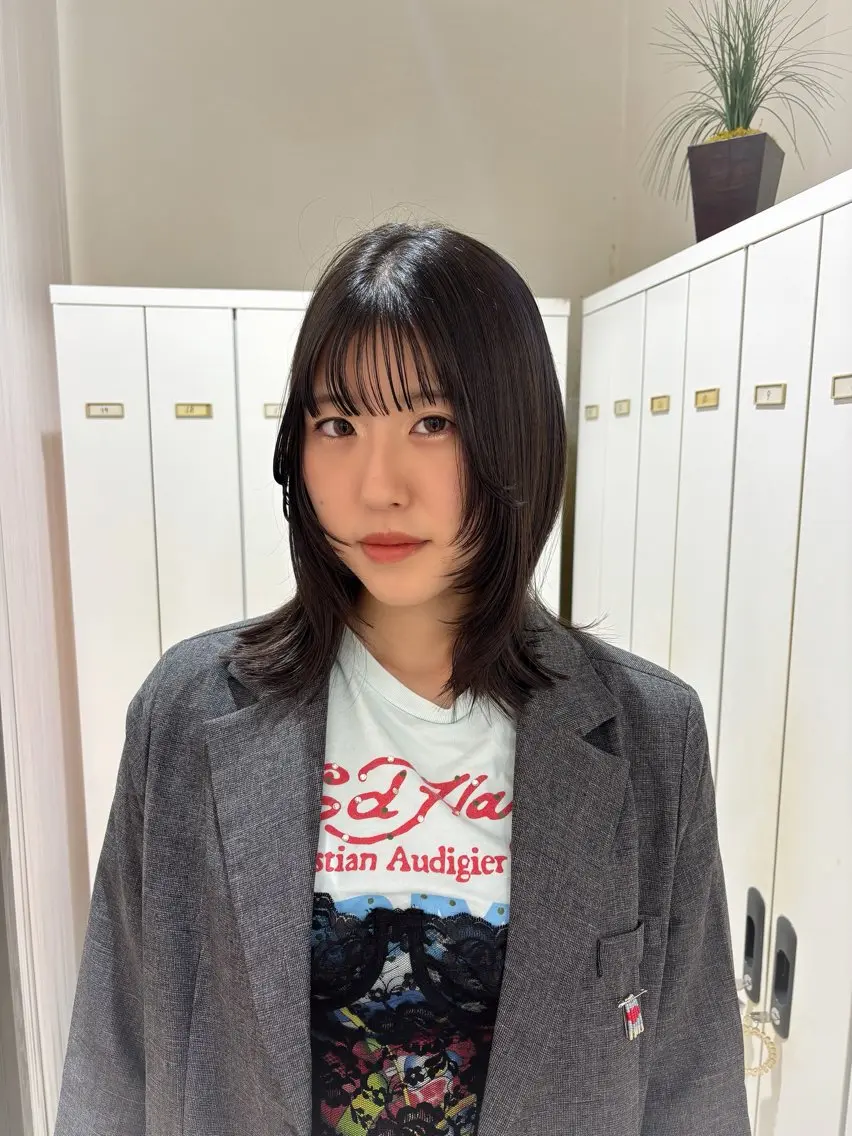 ミディアム ミディアムレイヤー レイヤーカット カット トリートメント ☆似合わせボブ／ ミディアム／mikaのヘアスタイル
