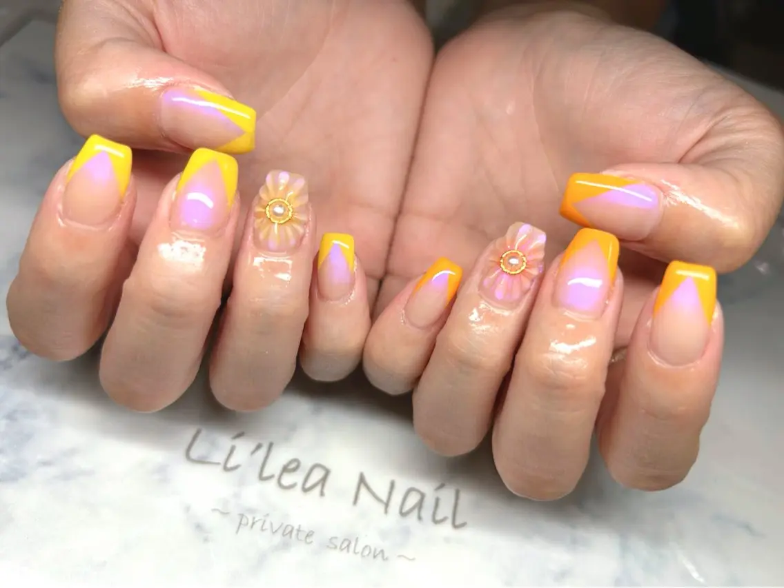 ネイル ハンドネイル Li'leaNail AINAのネイルデザイン