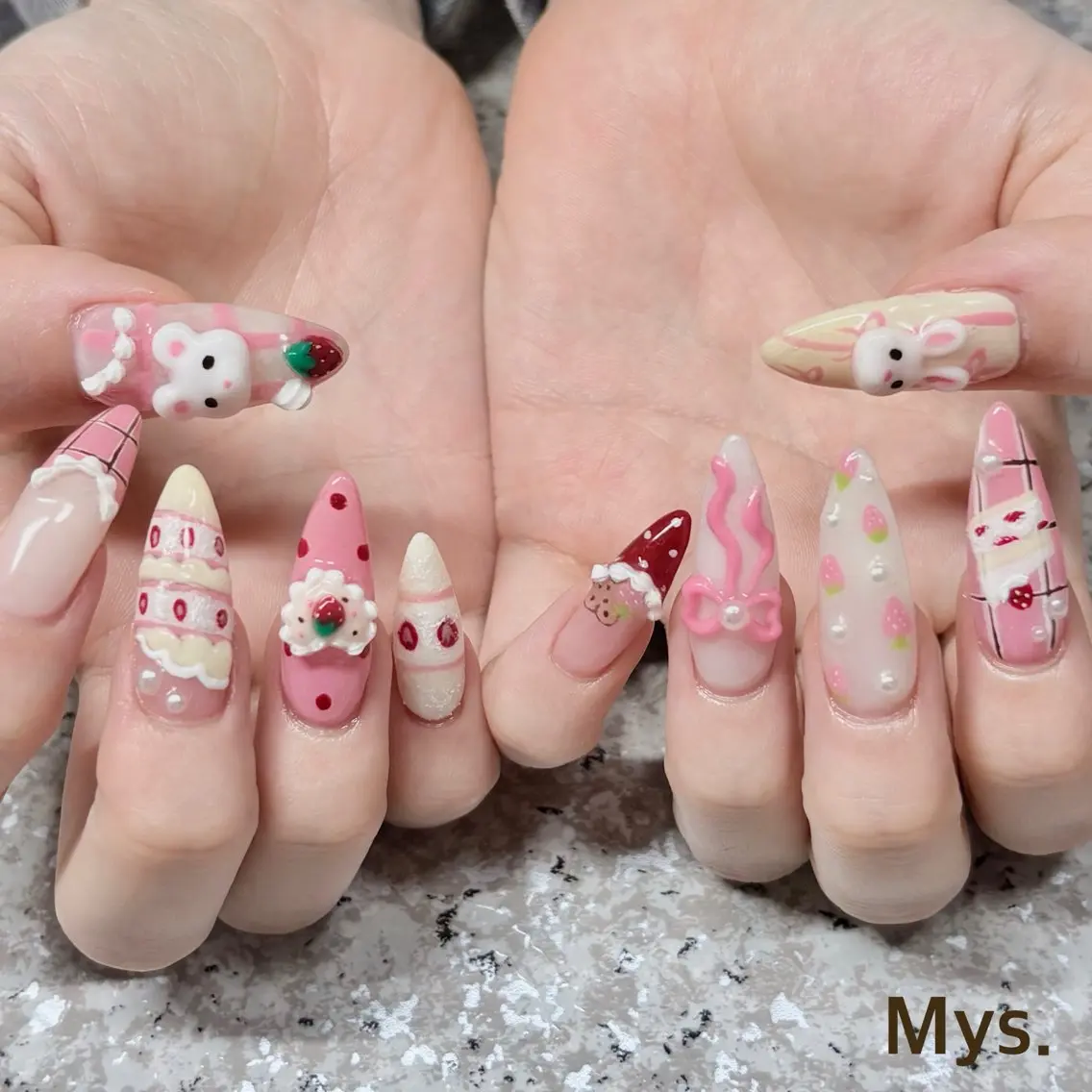 ネイル ハンドネイル Mys. 三上紗紀のネイルデザイン