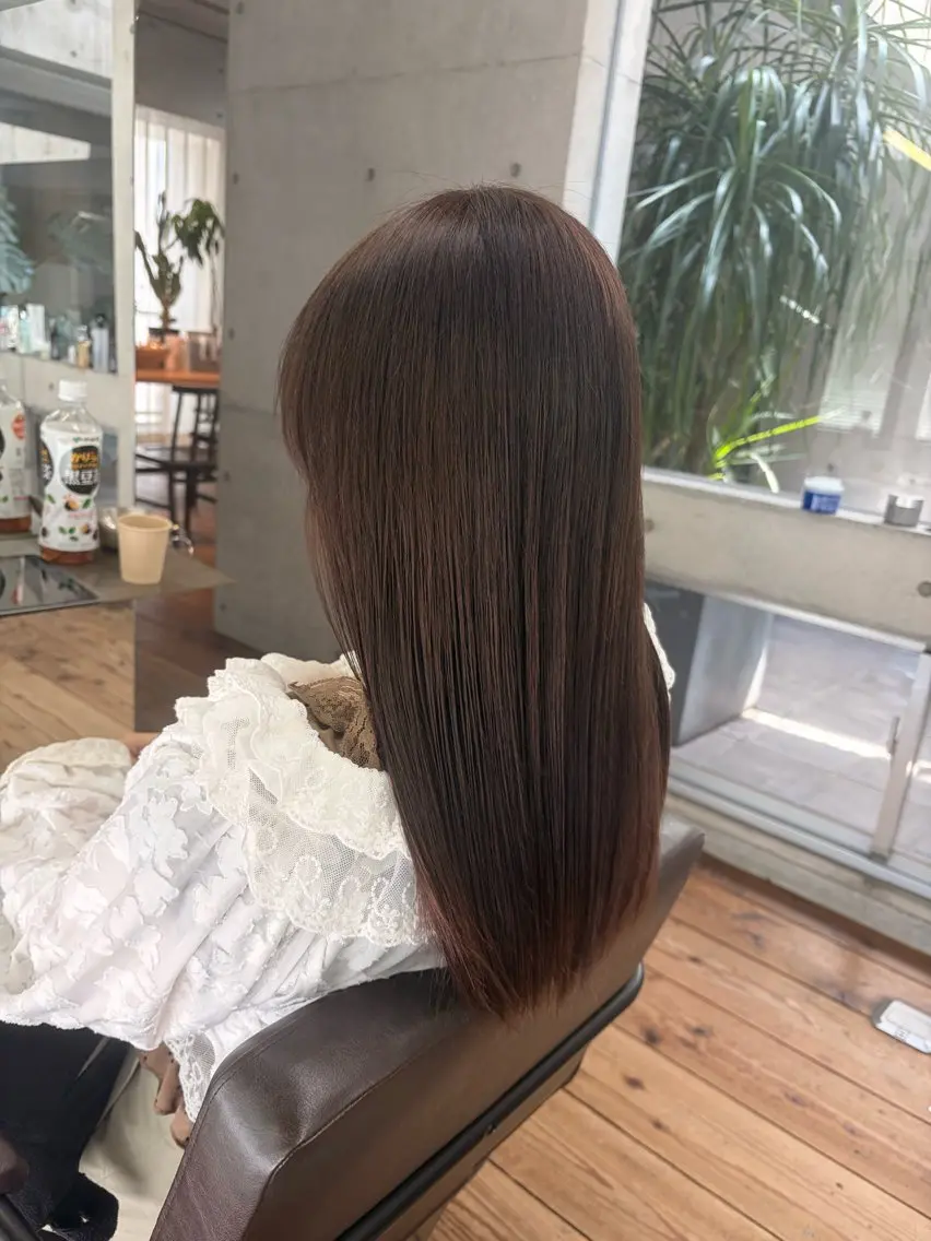 ミディアム ヘアカラー MISAKI のヘアスタイル