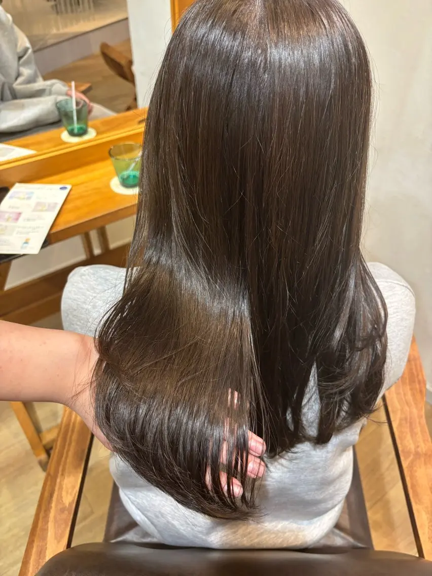 ロング カラー 透明感カラー グレージュ トリートメント ヘアカラー トリートメント ヘッドスパ RINNO🌷透明感 カラー/髪質改善のヘアスタイル