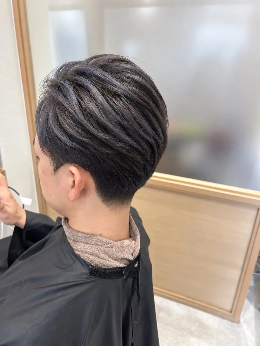 ショート メンズ カット ヘアカラー 久木原 ゆりのヘアスタイル