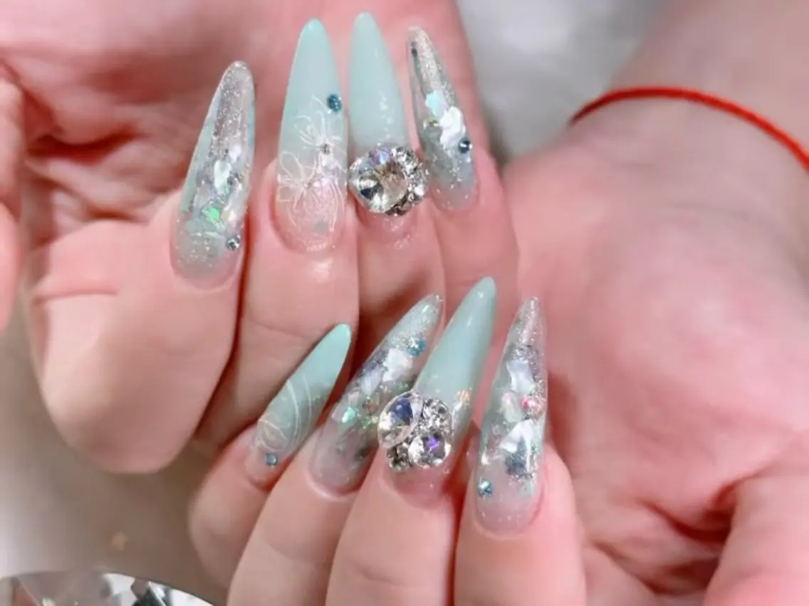 ネイル グラデーション 韓国ネイル マグネットネイル ミラーネイル ニュアンスネイル ハンドネイル Hana Rose Nailのネイルデザイン