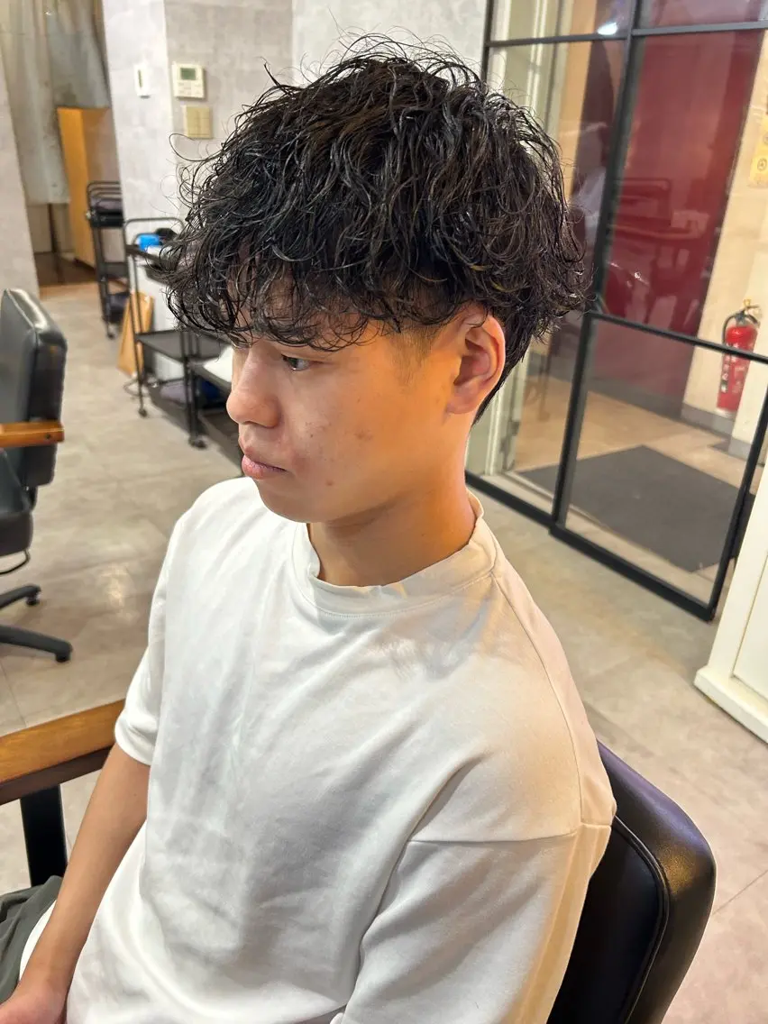 ショート パーマ メンズ メンズパーマ特化 勝毛広貴のヘアスタイル
