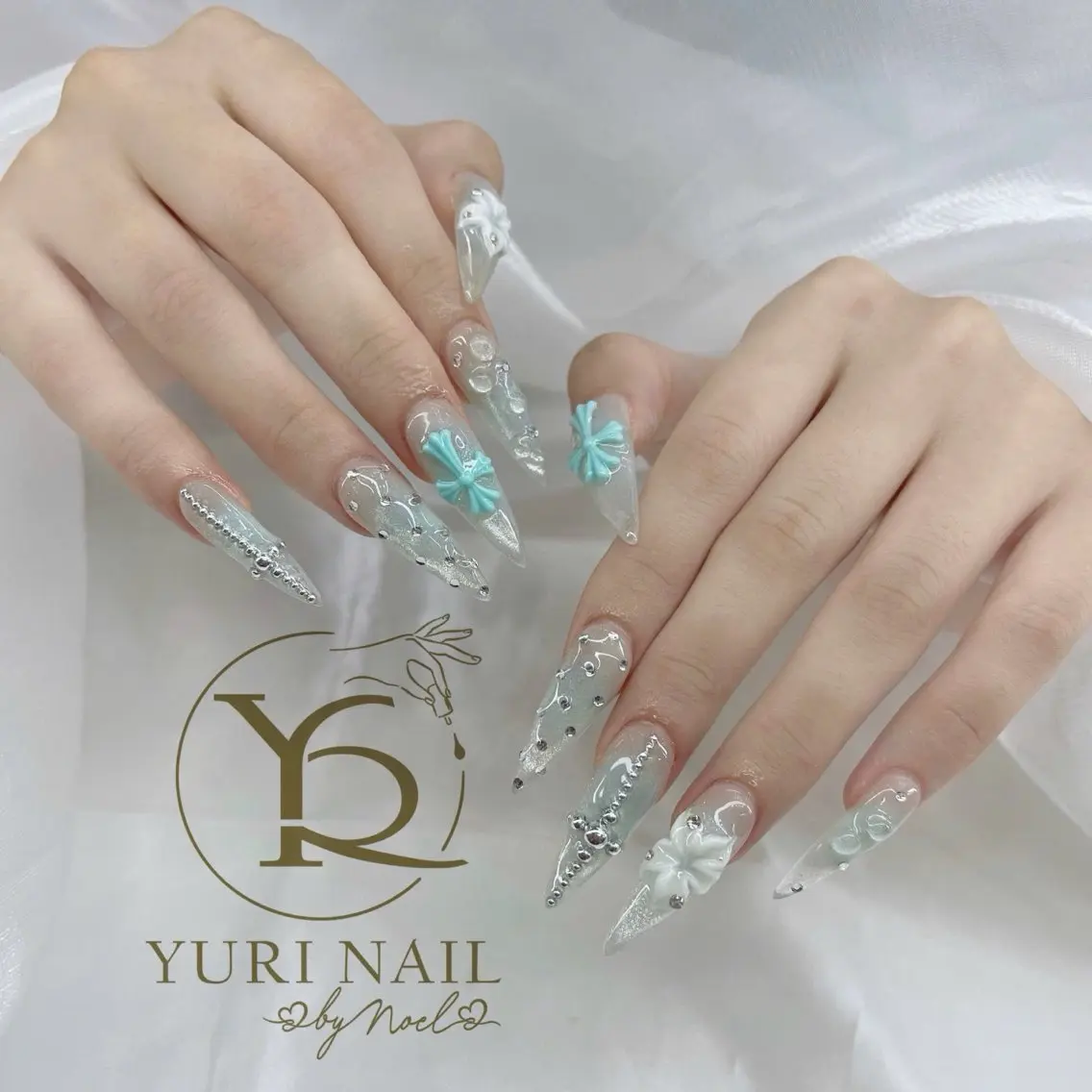 ネイル ハンドネイル フットネイル ハンドケア YURI Nail NARITAのネイルデザイン