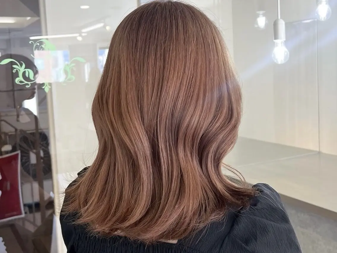 ロング カラー ブリーチ ブラウンカラー 透明感カラー ココアブラウン ブリーチなしカラー ヘアカラー りおん/オタク/ 推しカラーのヘアスタイル