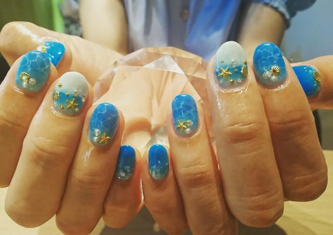 ネイル ネイルスペースR 小林のネイルデザイン