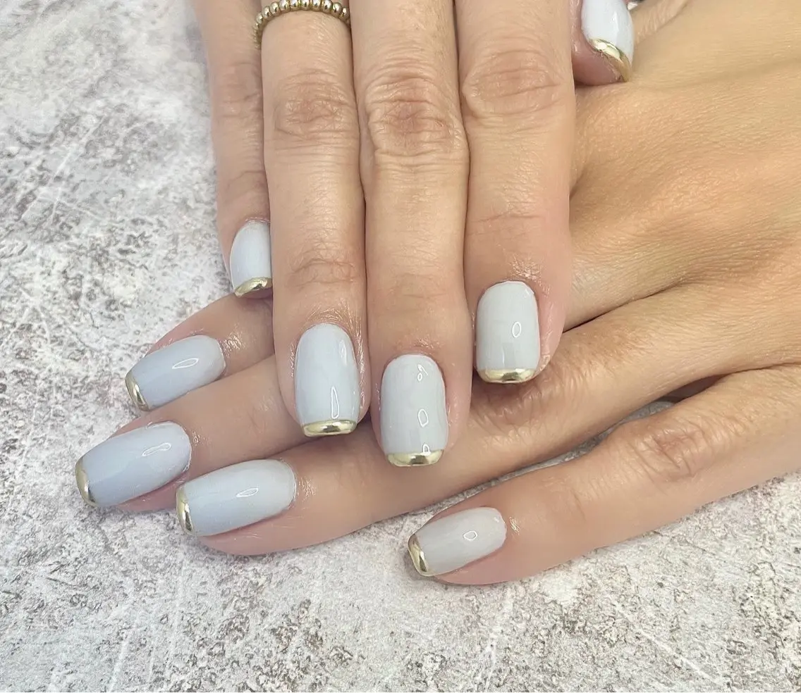ネイル ミラーネイル シンプルネイル Lowé nailのネイルデザイン