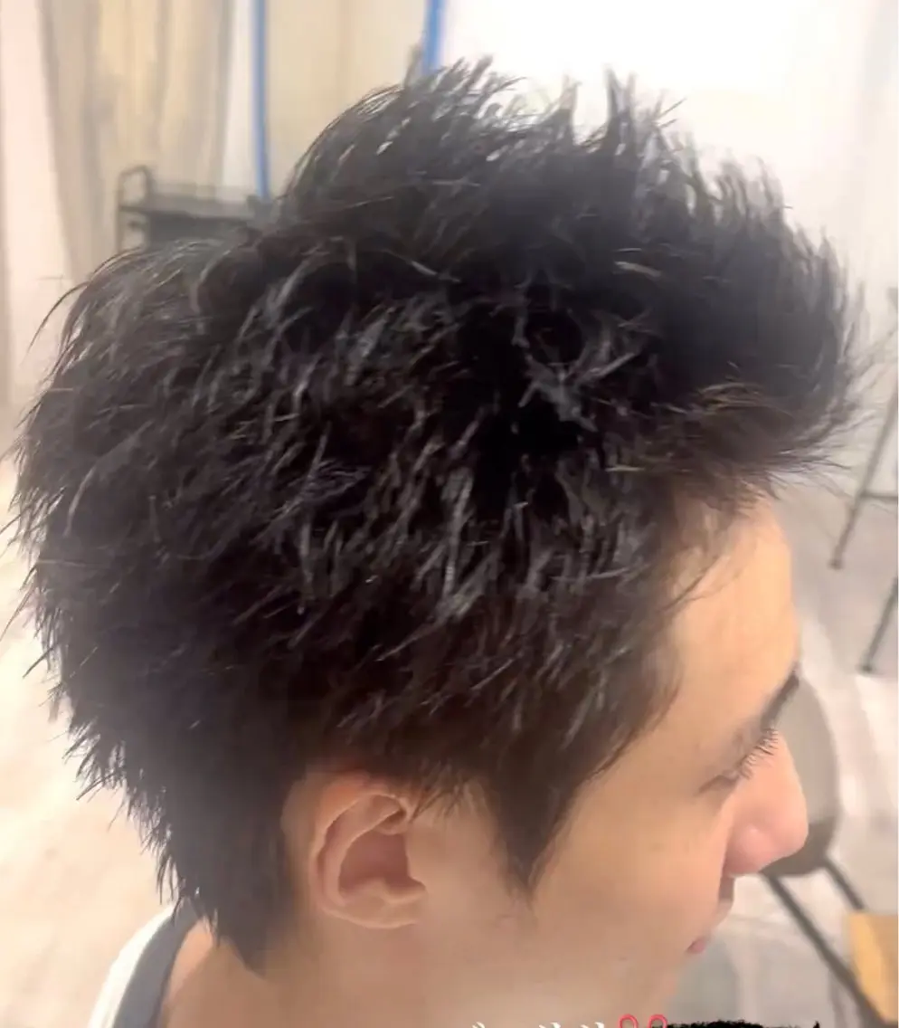 ショート メンズ スパイキーショート ショートヘア カット 田中 大輝のヘアスタイル