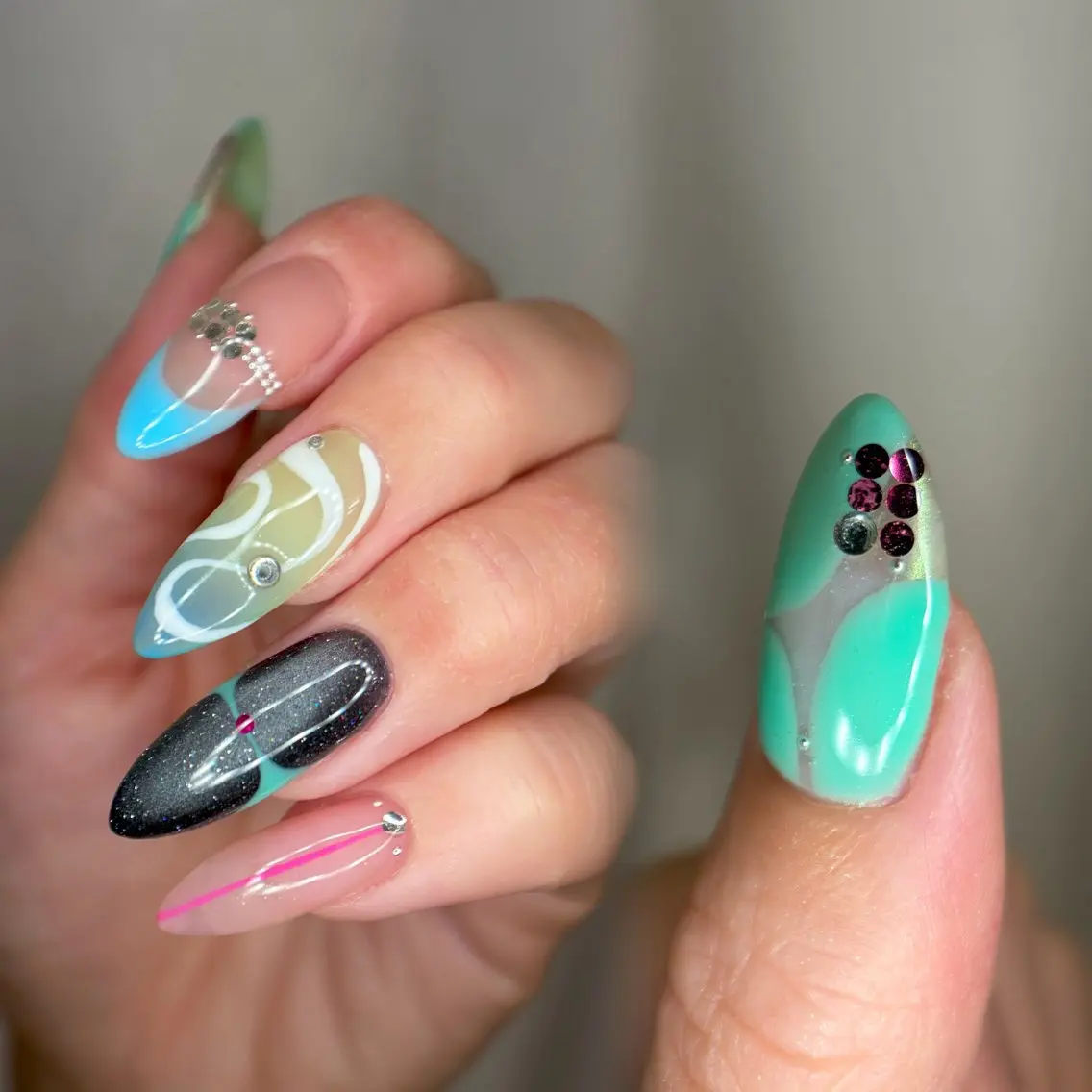 ネイル アートネイル ハンドネイル AOI💫 nailのネイルデザイン