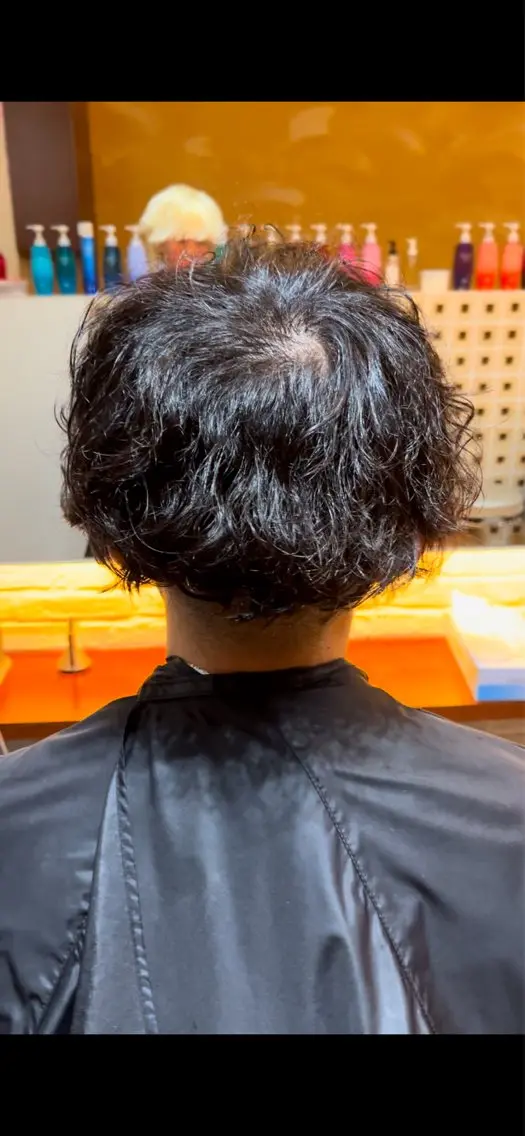 ショート パーマ くせ毛 パーマ CoCooN TAKUMAのヘアスタイル