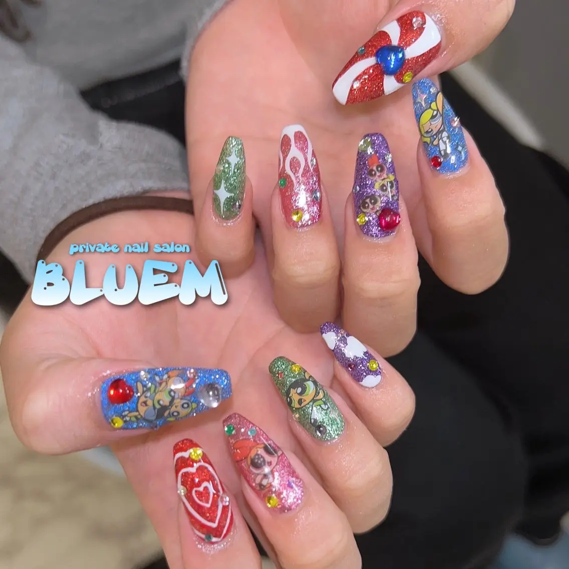 ネイル ハンドネイル BLUEM なな🐶のネイルデザイン