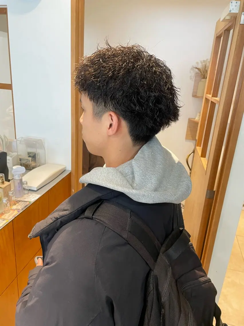 ショート パーマ カット パーマ 秋元 佳乃のヘアスタイル