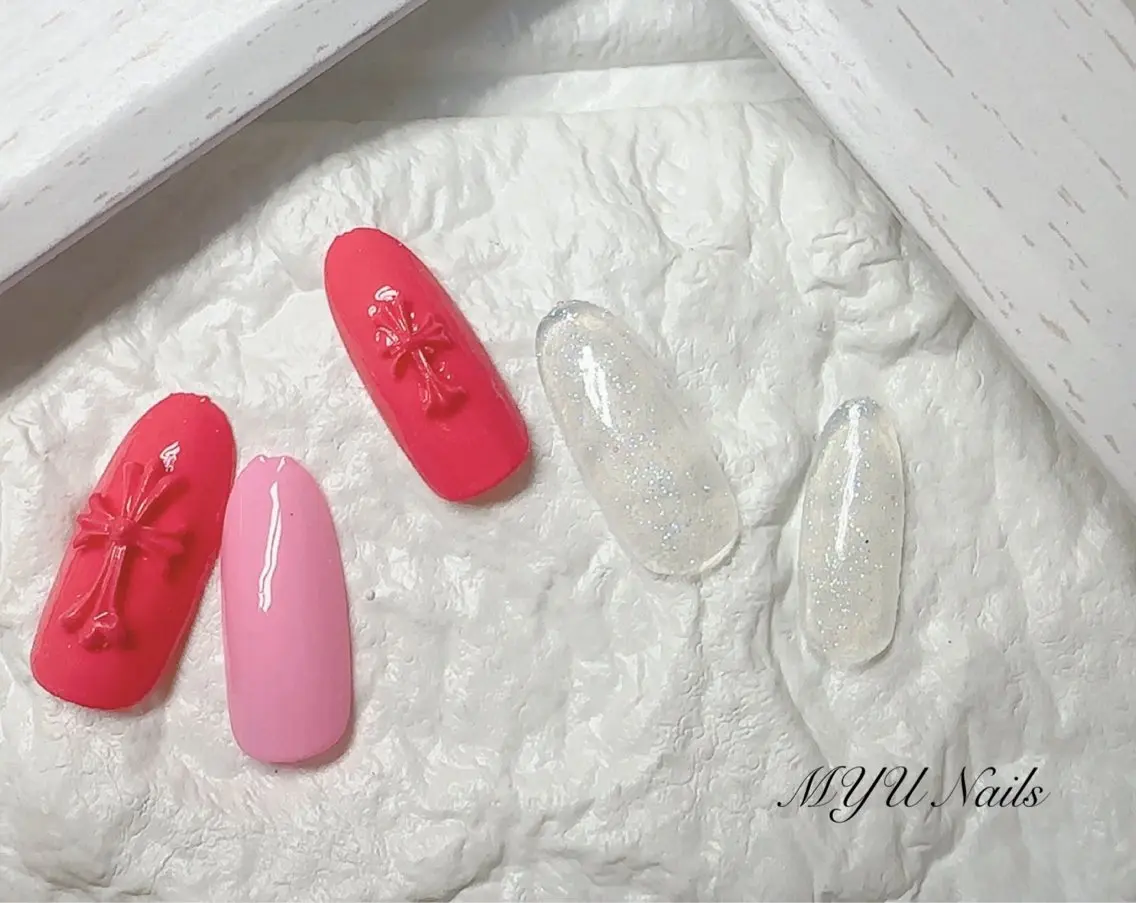 ネイル ジェルネイル ラメ(グリッター) 持ち込み ニュアンスネイル ワンカラーネイル ハンドネイル ニュアンスネイル🌈 MYU Nailsのネイルデザイン