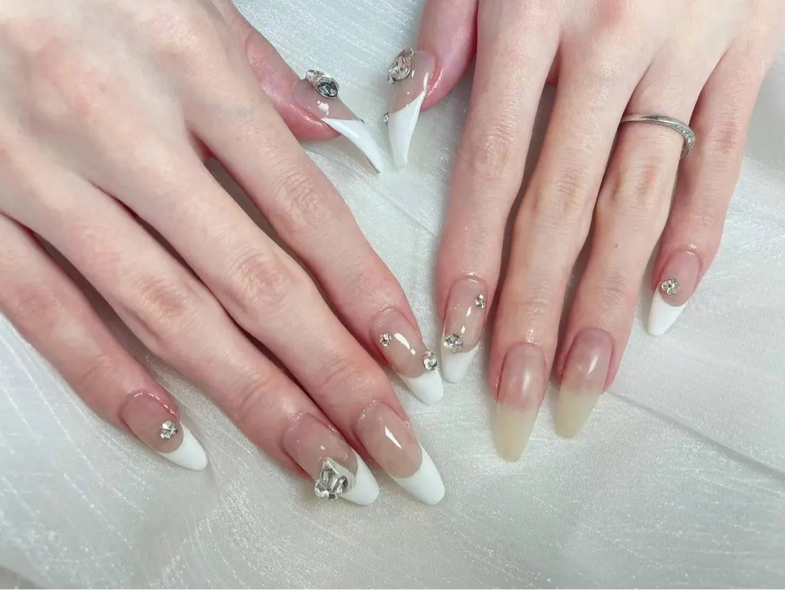 ネイル アートネイル フラワーネイル フットネイル フレンチネイル ジェルネイル babarla Nailのネイルデザイン