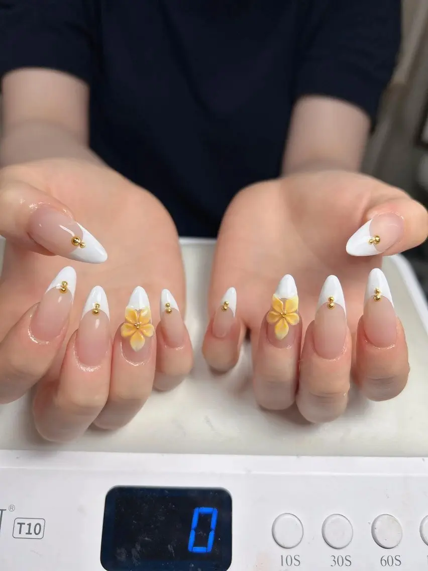 ネイル ハンドネイル Swan Nail Salonのネイルデザイン