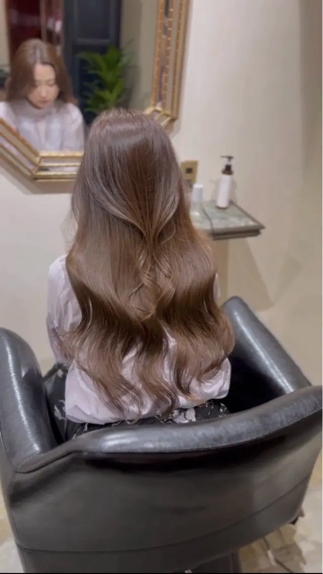ロング カラー ブリーチ 透明感カラー ブリーチなしカラー 顔周りカット 韓国風ヘア カット ヘアカラー トリートメント 韓国風・ブリーチなし ・あり後藤 一斗店長のヘアスタイル