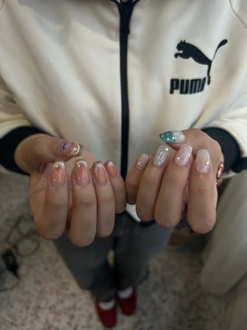 ネイル ハンドネイル 小松 千冬のネイルデザイン