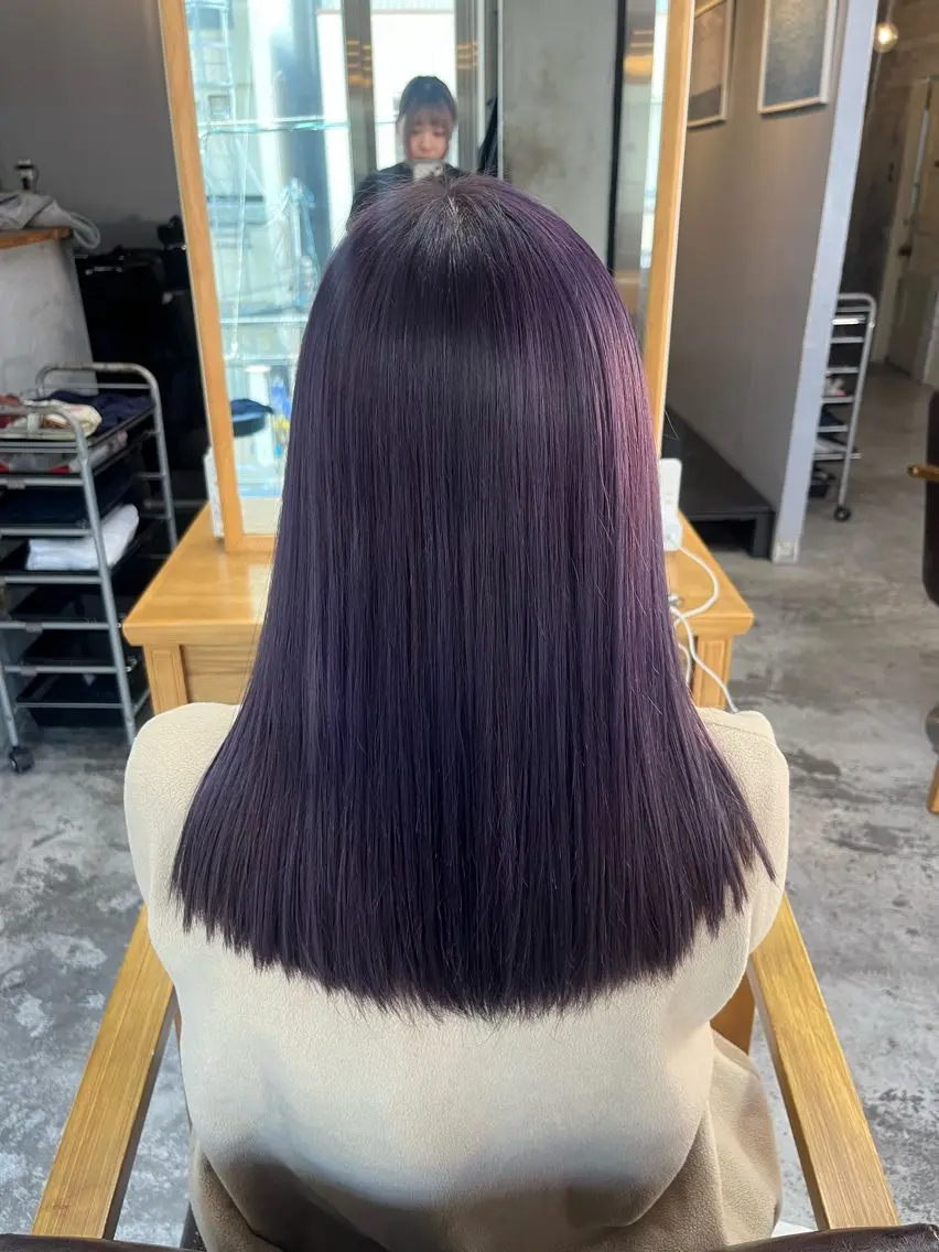 カラー 秋山 美奈のヘアスタイル