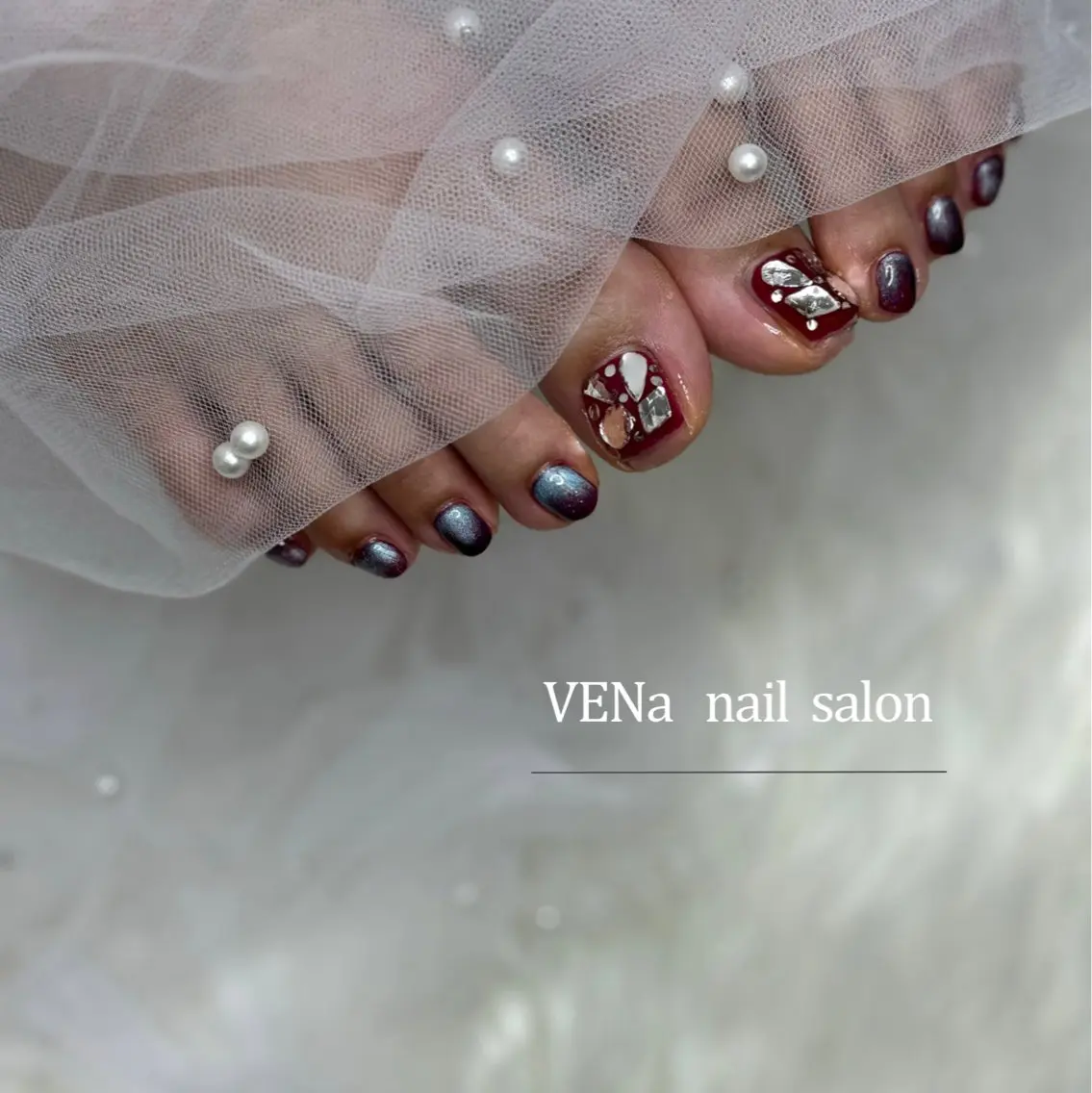 ネイル オーロラネイル フラッシュネイル フットネイル フレンチネイル 氷ネイル・うるうるネイル フットネイル VENa eye＆ nail salonのマツエク・マツパデザイン