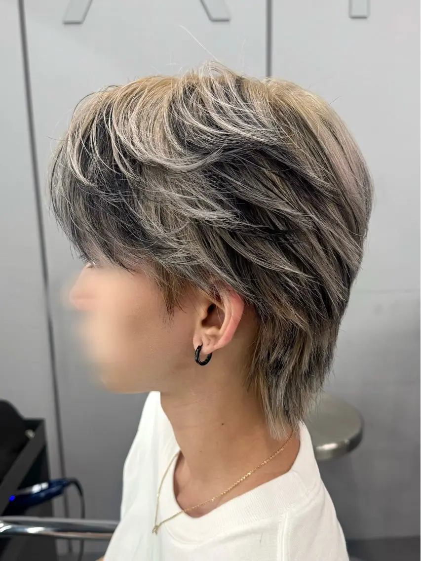 カラー メンズ メンズブリーチ センターパート ダウンパーマ カルマパーマ メンズ韓国風 ヘアカラー トリートメント Ayuki /福岡/メンズカットのヘアスタイル
